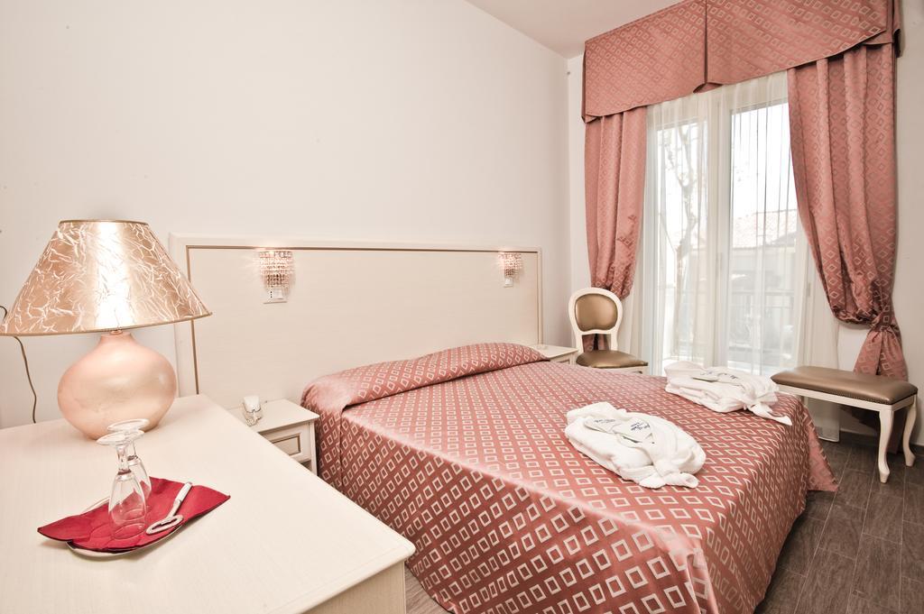 Hotel Nordic Bellaria-Igea Marina Bilik gambar
